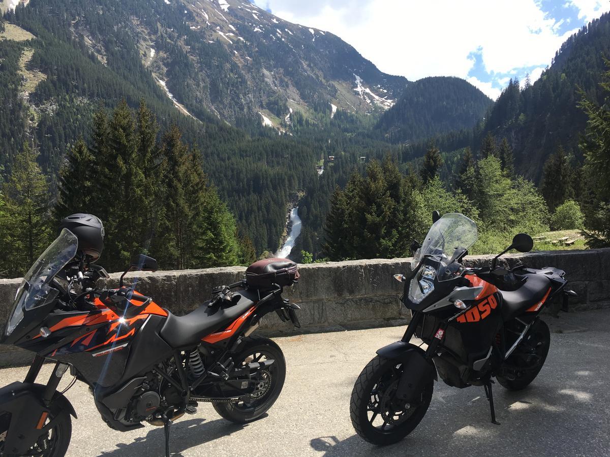 Das Sonnleiten Ski- Und Motorradhotel Bruck Im Zillertal Bruck am Ziller Exterior photo